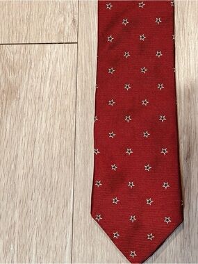 Tommy Hilfiger Red Tie Star Pattern USA Americana Classic Luxury Casual Office